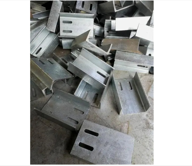 黑水河北槽钢连接件